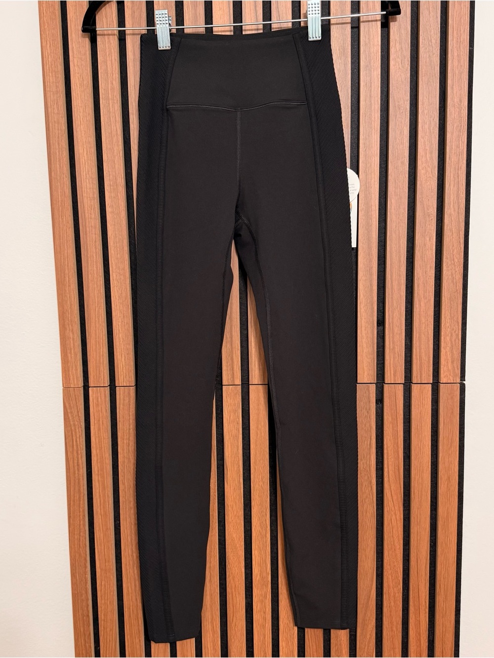 NWT Vuori Skyline Black Performance Leggings